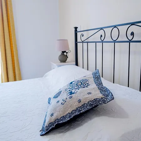 Frami Bed & Breakfast 3*